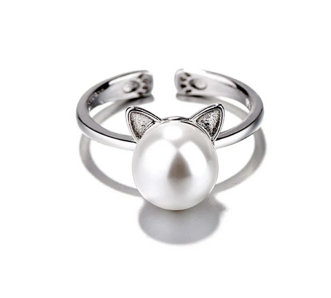 Náhrdelník s kočkou a perlou + náušnice a prsten zdarma